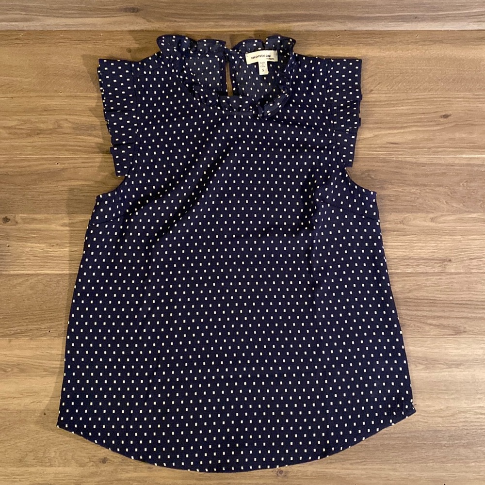 Monteau Twee flutter sleeve cap sleeve top